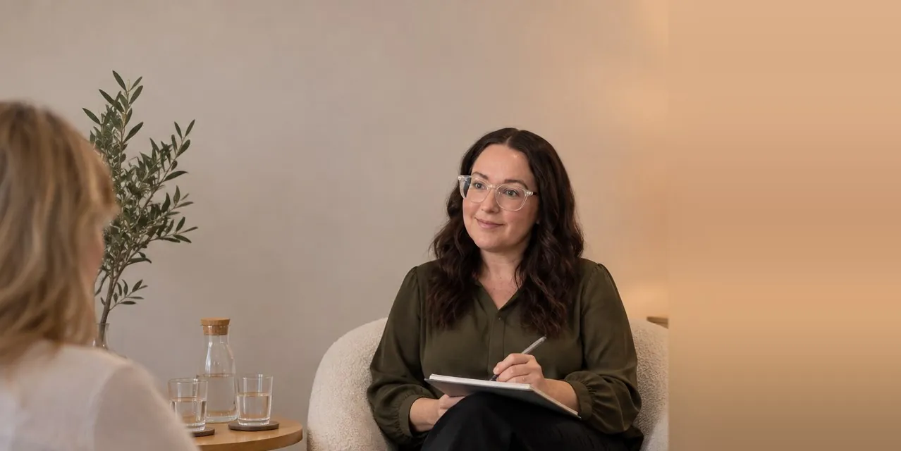 Karly O’Shea, Family Wellbeing Practitioner, with a client